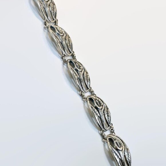 Vintage Danecraft Sterling Bracelet: Calla Lily Art Nouveau Style Repoussé Links - Picture 4 of 7